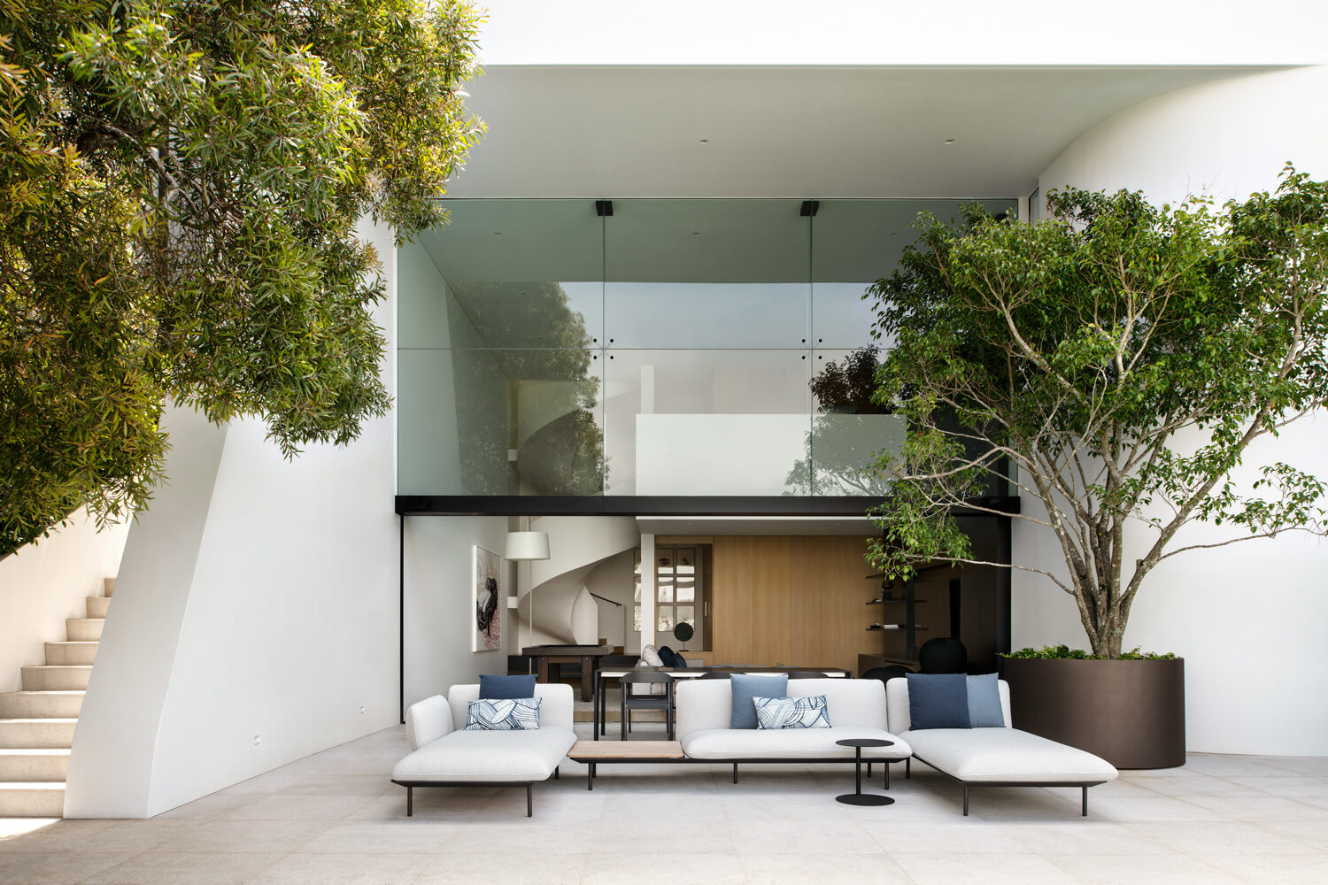 THE N HOUSE